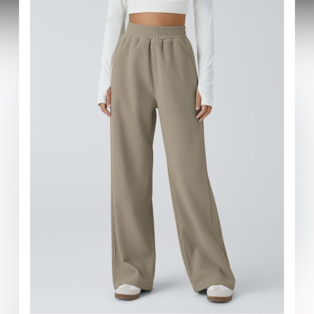 NWT Halara Tan High Waisted Pocket Straight Leg Mop Corduroy Casual Pants